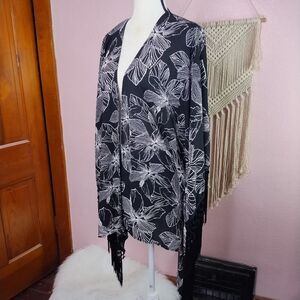 Free Press | Black‎ and White Floral Kimono Beach Coverup